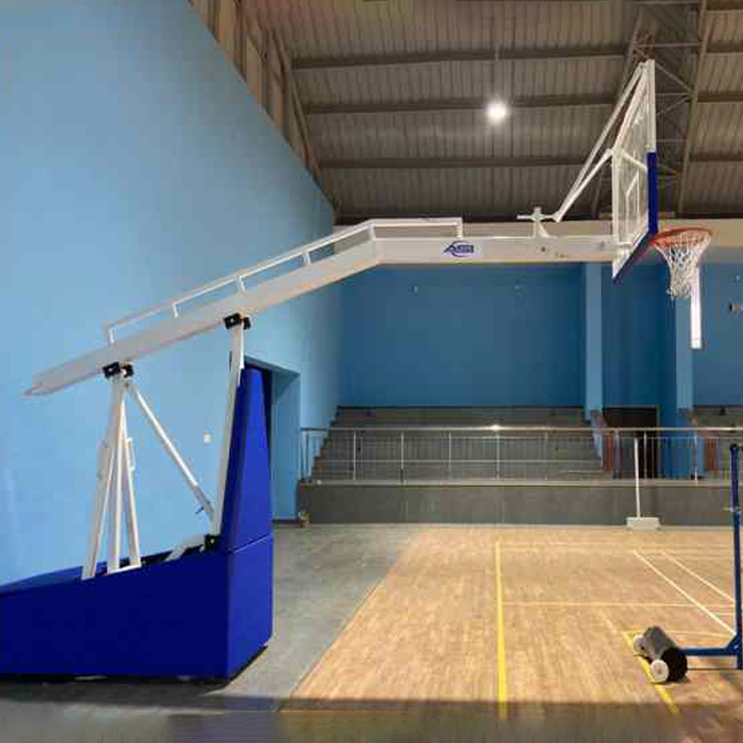Basketball Post (Manual Hydraulic Adjustable )